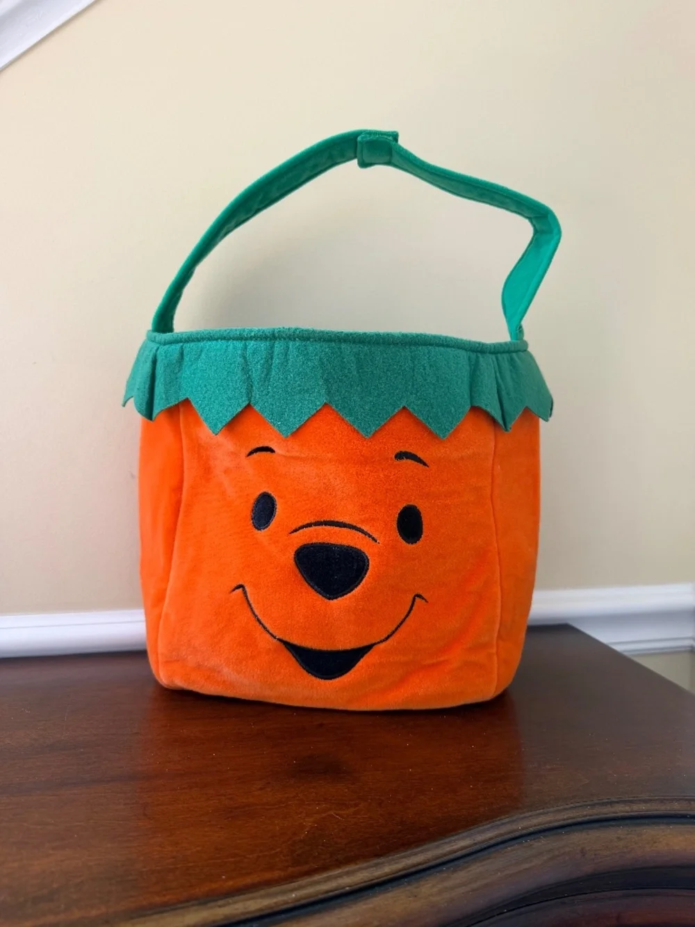 Disney Store Winnie the Pooh Halloween Plush Jack-o'-Lantern Treat Bag Tote